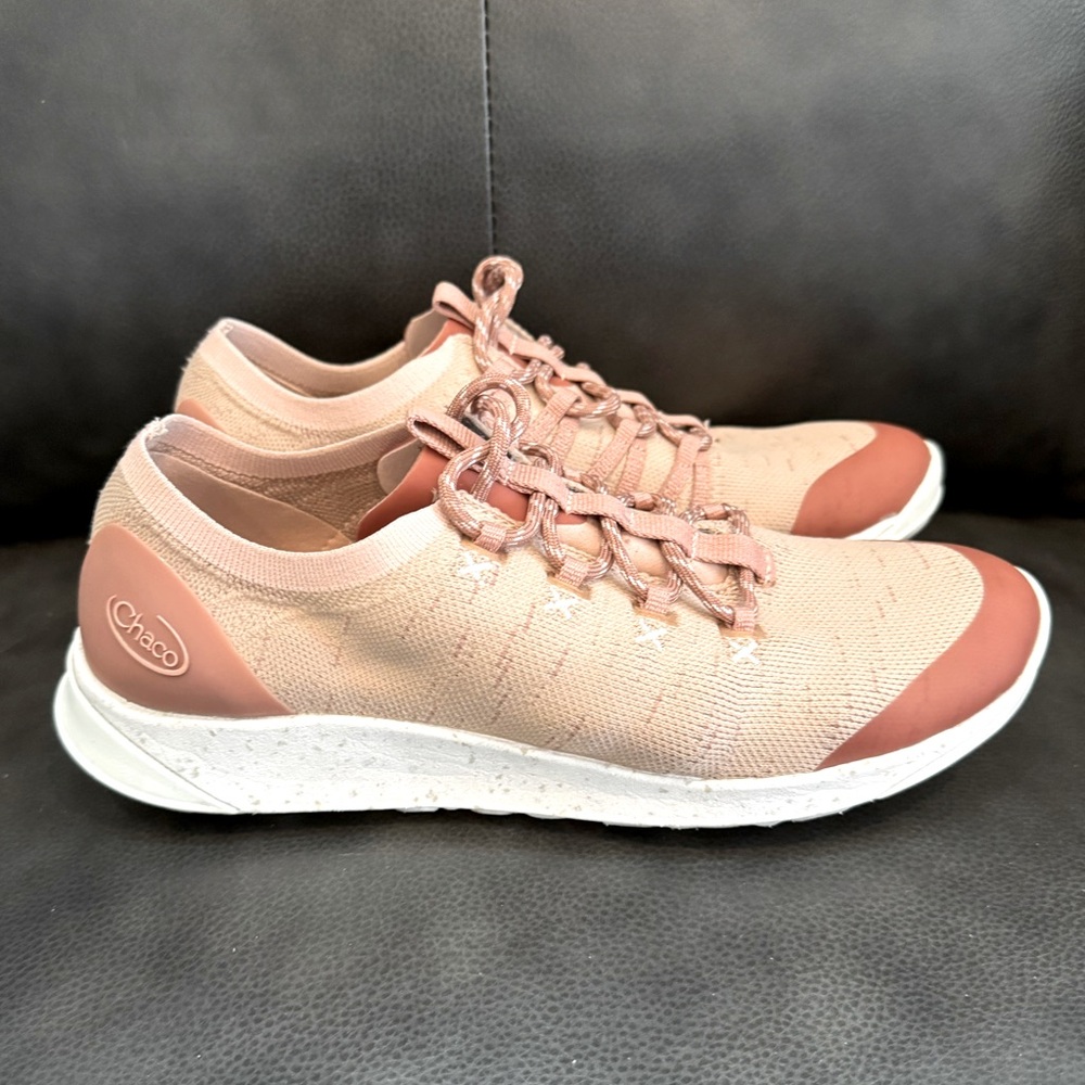 Chaco Shoes Womens Scion‎ Blush Pink Trail Running Hiking Outdoor. Size 10.